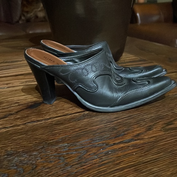 Nine West slip on heeled mule - Picture 3 of 6